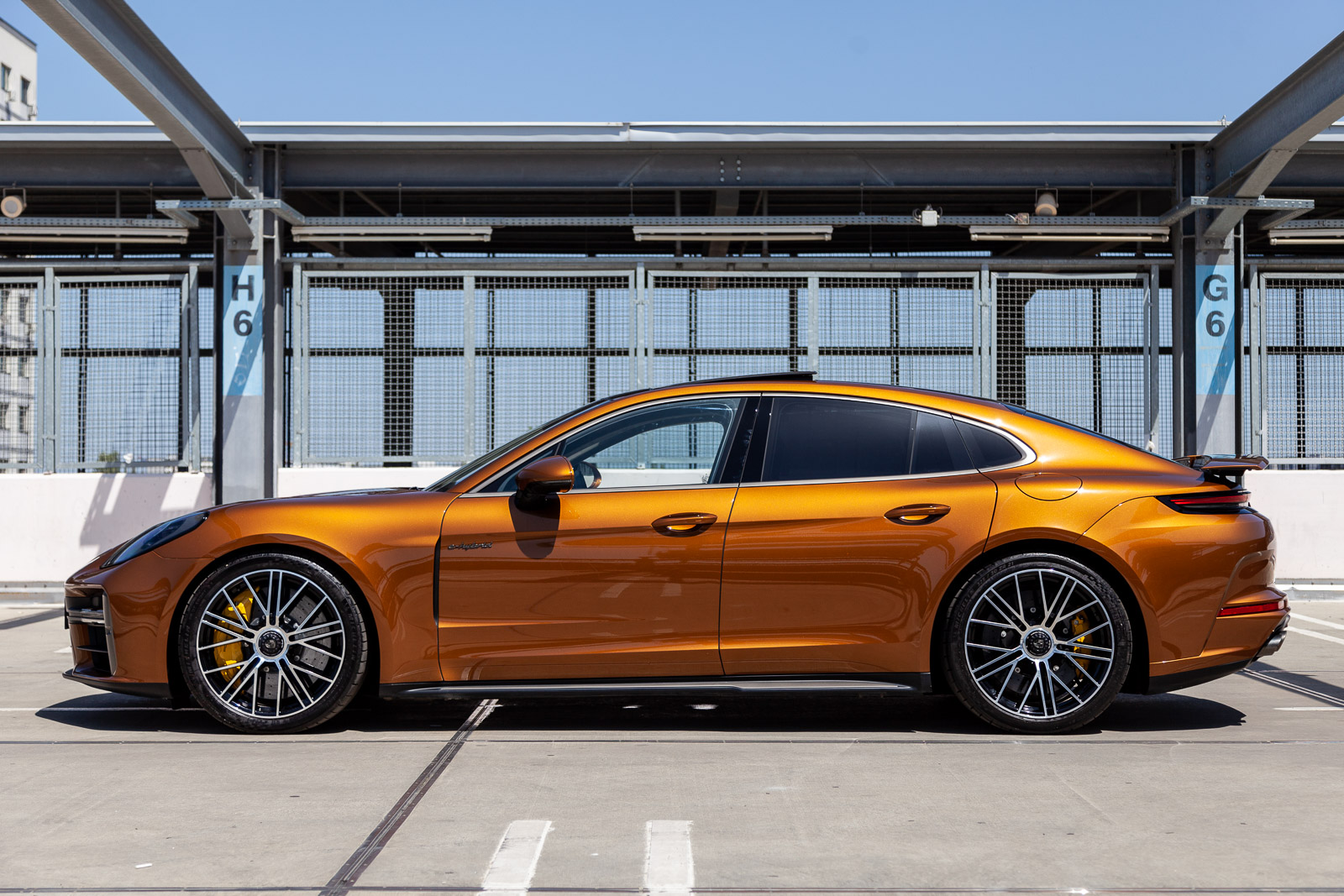 Fotografii Mașini de Vânzare Autovit Mobile Profil Porsche Panamera Eleron Activ Frâne Galbene PCCB Cezar Tabac