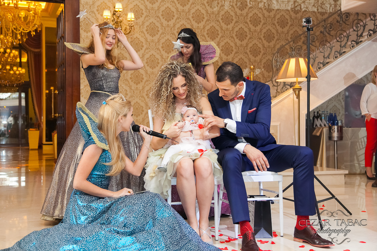Botez Rebecca Anastasia — De la Pregătiri la Petrecere - Cadrul 44 fotograf botez Cezar Tabac Bucuresti