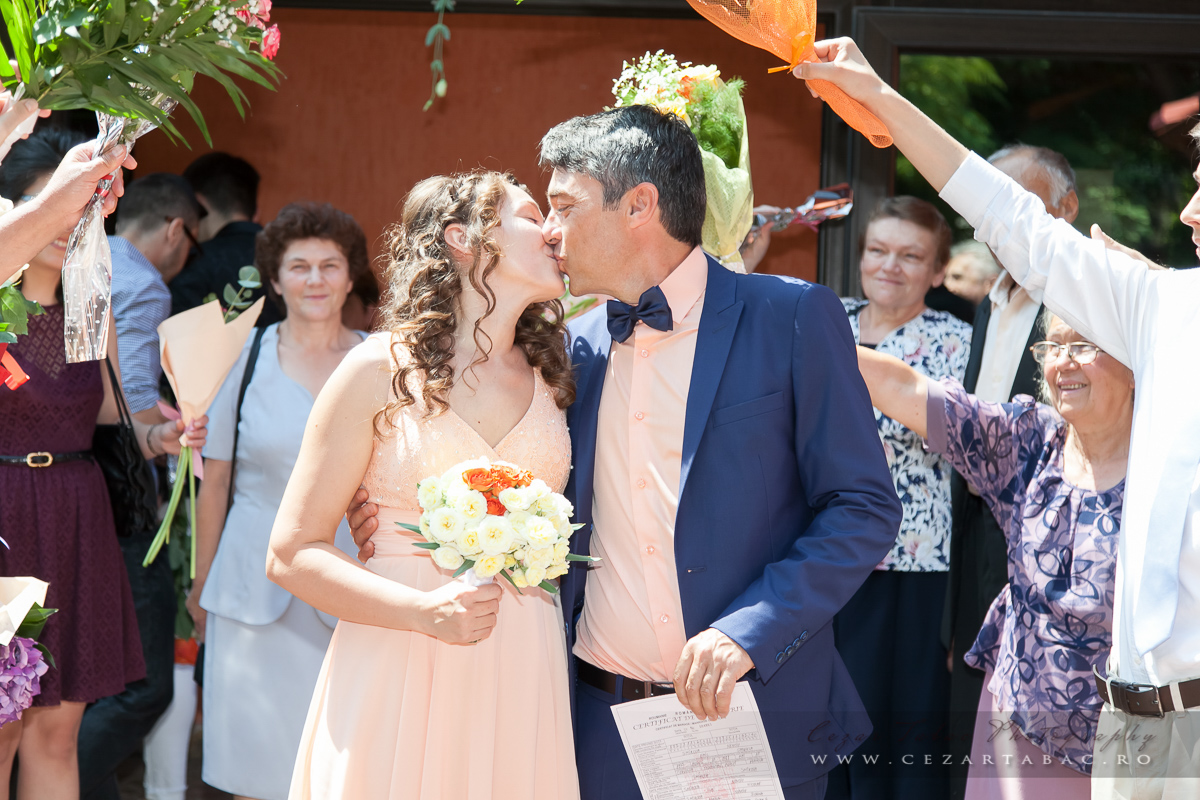 Cununie Civilă Gabriela & Emil — Parcul Cișmigiu, București - Cadrul 4 fotograf cununie civila Cezar Tabac Bucuresti