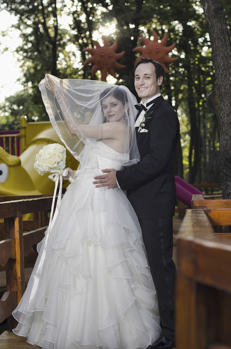 Nuntă Mădălina & Marius — Galați - Cadrul 2 fotograf nunta Cezar Tabac Bucuresti
